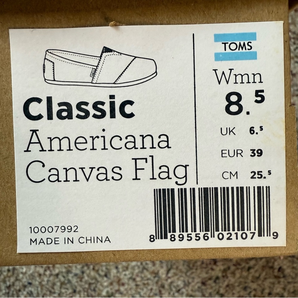 TOMS Women’s Classic Americana Canvas Flag Slip-Ons – Size 8.5 – NWT - Picture 7 of 8